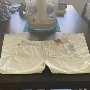 NWT Kensie Jeans Womens 6 28 Jeans Ultimate High-Rise Skinny Raw Hem Beige